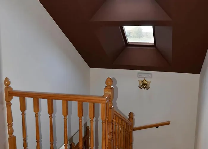 El Laurel 3* Hoz de Anero